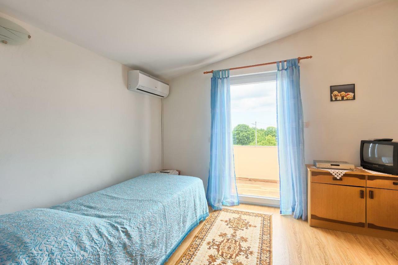Haus Glavani Barban Екстериор снимка