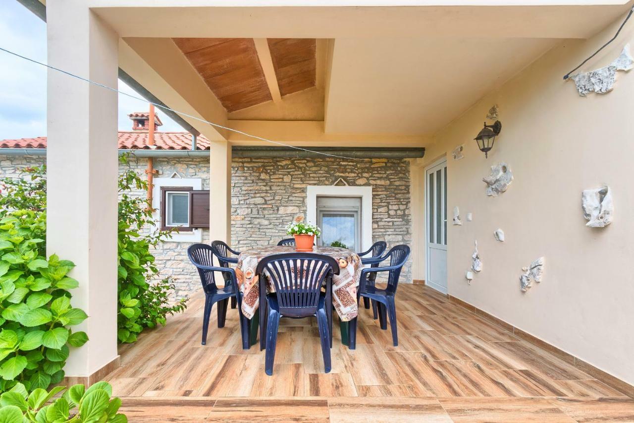 Haus Glavani Barban Екстериор снимка
